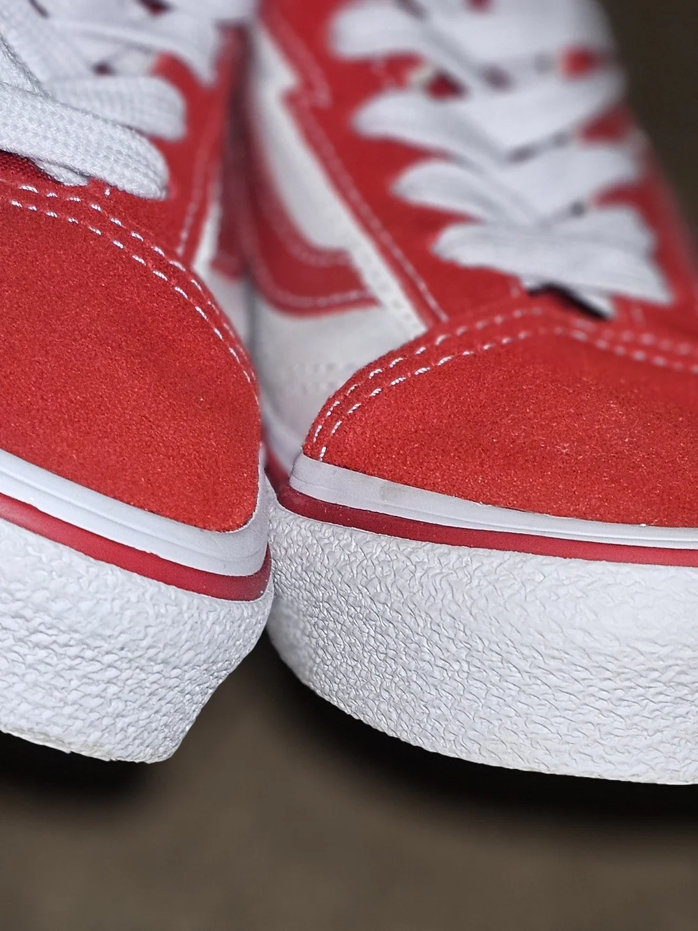 Vans these bolt